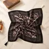 Nuevo bufanda de algodón y lino con flecos, patrón de espiga de los años 70, para otoño e invierno, para mujer, pañuelo para la cabeza de moda, bufanda para el cuello, chal pequeño versátil, chal de cuero, bufanda