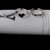 Anillo Retro Love estilo frío anillo abierto de alta gama femenino moderno genial pareja con forma de corazón diseño de nicho anillo para el dedo índice