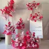 Arranjos de Flores Prontos para Decorações de Casamento, Flores Artificiais Recomendadas pelo Xiaohongshu para Celebrações de Primeiro Aniversário, Banquetes de Noivado e Decoração de Quarto de Casamento