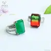 Anillo Cuadrado de Vidrio de Lujo Ligero de Moda Aiyu Anillo de Imitación de Esmeralda Especial para Transmisión en Vivo Venta al por Mayor S5101405