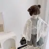 Camisa Jacket Protectora del Sol con Lazo Tridimensional para Niñas Verano 2025 Nueva Llegada Estilosa con Capucha de Encaje para Niña