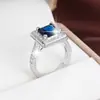 Anillo Cuadrado de Circonita Vintage Elegante de Cuatro Garras para Hombres y Mujeres, Clásico de Alta Gama, Anillo para Dedo Índice de Cobre Puro, Exclusivamente para Ventas Transfronterizas