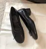 Sapatos Mary Jane redondos de camurça estilo retrô francês com laço, corte baixo, salto grosso, sapatilhas novas outono 2026