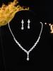 Europa y Estados Unidos suministro transfronterizo de elegante lujo brillante circonio collar aretes traje moda colgante collar joyería mujeres