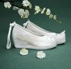 Zapatos Hanfu originales de estilo chino con bordado de tacón de cuña elevado, transpirables, informales, estilo étnico, para niños.