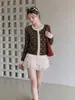 Suéter de punto color café para mujer, otoño, estilo dulce, diseño de puntos de color contrastante, manga larga, cuello redondo, top de imitación de dos piezas