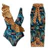 Biquíni de duas peças europeu e americano novo estampado dividido com babados e decote V, moda praia estrangeira sexy com estampa de leopardo para mulheres