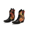 Botas Femininas Tamanho 35-48 Transfronteiriças Extra-Grandes, Botas de Cano Curto, Botas de Couro Femininas Estilo Europeu e Americano Outono e Inverno, Botas Curtas de Salto Alto com Bico Fino para Mulheres