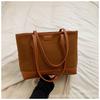 Bolsa de cor contrastante 2023 nova bolsa tote vintage maillard simples de grande capacidade bolsa de ombro fosca da moda