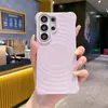 Adecuado para funda de teléfono magnética con patrón de ondas Samsung S26 Ultra, S25 imitación de silicona líquida, S24 cubierta protectora anticaídas