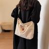 Bolso de pana de gran capacidad para mujer 2023 otoño e invierno nuevo moda transfronteriza simple retro bolso de hombro