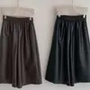 Pantalones de cuero PU negro, nuevo modelo otoño e invierno 2026, pantalones cropped, pantalones casuales rectos de cintura alta holgados 19633