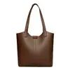 2025 Nuevo Estilo Simple Atmosférico Bolso Tote de Piel Suave Gran Capacidad para el Trabajo Commuter Bolso de Hombro Cruzado Bolso Transfronterizo para Mujer