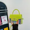 Bolso Tejido con Textura y Estilo para Mujer, Nuevo Modelo 2025, Bolso de Mano de Nicho y de Moda, Cruzado, de un Solo Hombro, Bolso Pequeño de Diseño Sencillo