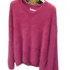 Estilo suave y relajado, suéter de punto con cuello en V suave y cómodo para mujer, colección de invierno 2026, talla grande, efecto adelgazante, top de manga larga color rojo rosa