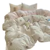 Juego de cuatro piezas de gasa de doble capa Clase A, funda de edredón de algodón puro estilo ins fresco y simple con dibujos animados para estudiante, juego de ropa de cama de tres piezas para dormitorio de estudiante