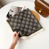 Pañuelo de Seda Pequeño de Algodón Artístico Estilo Coreano Versátil Moda Temperamento Bufanda para el Cuello Venta al por Mayor Otoño Nuevo Pañuelo de Seda Retro Pañuelo Cuadrado Pequeño