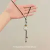 Colar Vintage com Borla de Folha Desgastada, Design de Nicho, Estilo Étnico, Moderno e Versátil, Corrente Longa Ajustável para Suéter Feminino