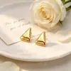 Aretes Metálicos Texturizados Retro Personalizados con Varios Estilos a Elegir, Estilo Ligero y Maduro, Aretes Sencillos para el Día a Día al por Mayor