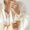 Diseño de nicho estilo ins francés elegante apilables accesorios versátiles figura geométrica anillo abierto acero de titanio chapado en oro