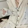 Pijama de Franela Estrellas Estilo Dulce Japonés para Mujer, Otoño e Invierno Talla Grande Manga Larga Pantalón Largo Set de Ropa de Casa Engrosada