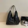 Bolsa de Gran Capacidad para Mujer 2026 Verano Nuevo Estilo Bolso de Mano Bolso de Hombro para el Trabajo y los Viajes Diarios Bolso Tote de Color Sólido de Alto Valor