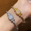 Pulsera Hebilla con Patrón de Circonita Ovalada Electrochapada en Oro Real de 18 Quilates, Pulsera de Moda y Sencilla, Lujo Accesible y Joyería de Gama Alta