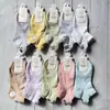 Yi Yixin primavera y verano niños nuevo ultra-delgado agujero de aire acondicionado algodón peinado cintura baja algodón calcetines de barco puesto correr venta al por mayor
