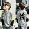 Roupa de Baixo Estilosa Patchwork de Lã para Meninos Outono Inverno 2026 Nova Média Grande Infantil Roupa Íntima Quente Top de Gola Redonda Tendência