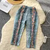 Calças Cropped de Padrão Cobra Estilo Menina Popular Europeia e Americana Retrô Selecionadas Cuidadosamente para Mulheres, Verão, Cintura Alta, Justas, Emagrecedoras, Nicho Estilo de Rua, Leves e Maduras, Estilo Irmã Real
