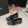 Zapatos Mary Jane Forrados de Piel de Camelia para Mujer, Nuevo Estilo Invierno 2026, Planos Cuadrados Pequeños Inspirados en Chanel, Zapatos Cálidos de Algodón Polar