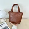 Bolsa de Mão Feminina de Grande Capacidade 2026 Outono/Inverno Nova Bolsa Versátil para o Dia a Dia Bolsa de Ombro Bolsa Saco Popular deste Ano