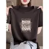 Camiseta Marrom Manga Curta Gola Redonda Ombro Caído Regular para Mulheres, Verão 2026 Corte Reto Regular, Top Fashion Slimming 100% Algodão