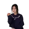Sudadera con capucha de diseñador azul oscuro estilo retro americano de nicho pequeño con cuello redondo para mujer, estilo otoño/invierno, con felpa interior, holgada, marca de moda, top de manga larga