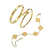 Conjunto de Pulseras de Acero Inoxidable Doradas Transfronterizas con Clavos Tachonados de Diamantes, Diseño de Cintura Delgada, Trébol de Cuatro Hojas, Pulseras Doradas, Lujo Ligero