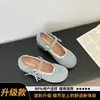 Sapatos Mary Jane de salto baixo estilo francês para mulheres, nova coleção primavera-verão 2026, adequados para combinar com vestidos, sapatos de festa, sapatos de couro Lolita de corte baixo