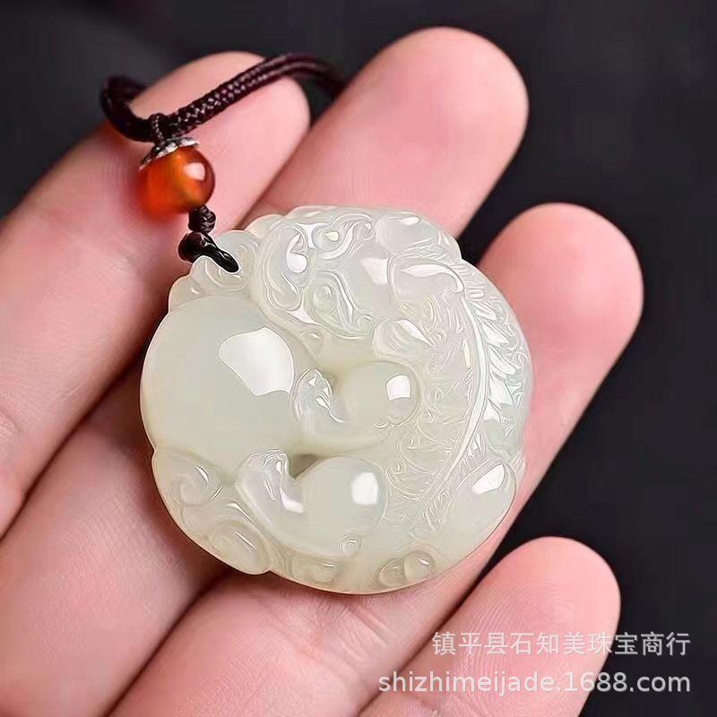 青白玉