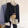 Suéter de Terciopelo de Mapache con Contraste Blanco y Negro para Mujer Otoño e Invierno 2025 de Gama Alta Holgado Perezoso de Punto Grueso