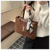 Nova Bolsa Tote, Bolsa de Mão Grande em Couro a Óleo Retrô, Textura Simples, Bolsa de Ombro Fashion, Bolsa Prática para o Dia a Dia