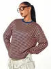 Camiseta listrada color block de manga comprida, best-seller transfronteiriça europeia e americana para mulheres, gola redonda, ombro caído, corte solto, estilo curto, top básico casual
