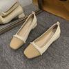 Primavera de 2026 Novo Estilo Inspirado em Chanel Pérola Bico Quadrado Color Block Raso Moda Salto Grosso Feminino Ol Salto Alto Sapatos Profissionais