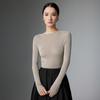 Suéter de Lã Penteada para Mulheres no Outono e Inverno Novo Pulôver Slim Fit Cor Pura Gola Redonda Manga Comprida Top Tricotado Suéter para Usar por Baixo