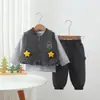 Conjunto de Três Peças de Roupa Infantil para Primavera e Outono Novo Conjunto de Outono para Meninos e Meninas Colete Camiseta Calça Conjunto de Bebê de Outono