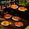 Juguetes de comida de simulación de paisaje en miniatura, filete a la barbacoa, decoraciones DIY, pasadores para el cabello, imanes para refrigerador, accesorios, figuras en miniatura