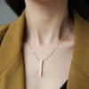Acero de titanio pequeña tira vertical no se desvanece collar de fritilaria para mujer simple corto estilo frío cadena de clavícula diseño de nicho joyería