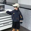Chaqueta de Otoño para Niños 2026 Nueva Moda Elegante Ropa Urbana para Niños Pequeños Chaqueta Genial Cortavientos de Primavera y Otoño para Niños Tendencia