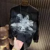 Sudadera para Hombre 2025 Nueva Cuello Redondo Casual Manga Larga Camiseta Trendy Versátil Diseño de Diamantes Calientes Camiseta Rasgada Sudadera para Hombre