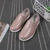 Galochas Novas Femininas Roupas de Exterior Cozinha Antiderrapante Cantina Sapatos de Trabalho Boca Rasa Galochas Impermeáveis Planas Galochas Venda por Atacado em Estoque