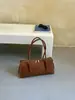 Bolsos retro europeos y americanos para mujer, nuevo estilo minimalista 2026, bolso de hombro versátil para el día a día, bolso de axila de lujo ligero de alta gama
