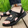 Zapatos de Verano para Hombre 2026: Antideslizantes, Duraderas, Casuales, Transpirables, Adecuadas para Hombres de Mediana Edad, Adecuadas para Usar al Conducir y en la Playa, Sandalias y Pantuflas de Doble Propósito